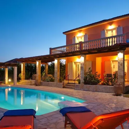 Βίλα Kleismata Sleeps 6 T228155