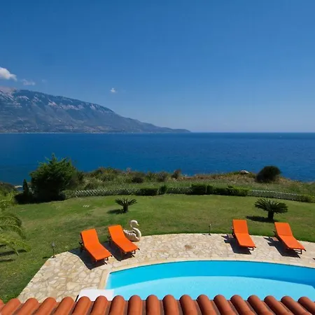 Kleismata Sleeps 6 T228155 Willa