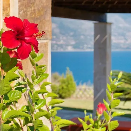 Kleismata Sleeps 6 T228155 Klísmata