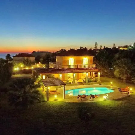 Willa Kleismata Sleeps 6 T228155 Klísmata